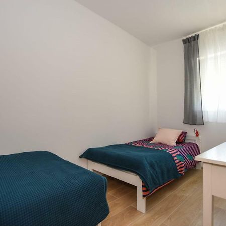 Apartments Milena 8 Mandre Exterior photo