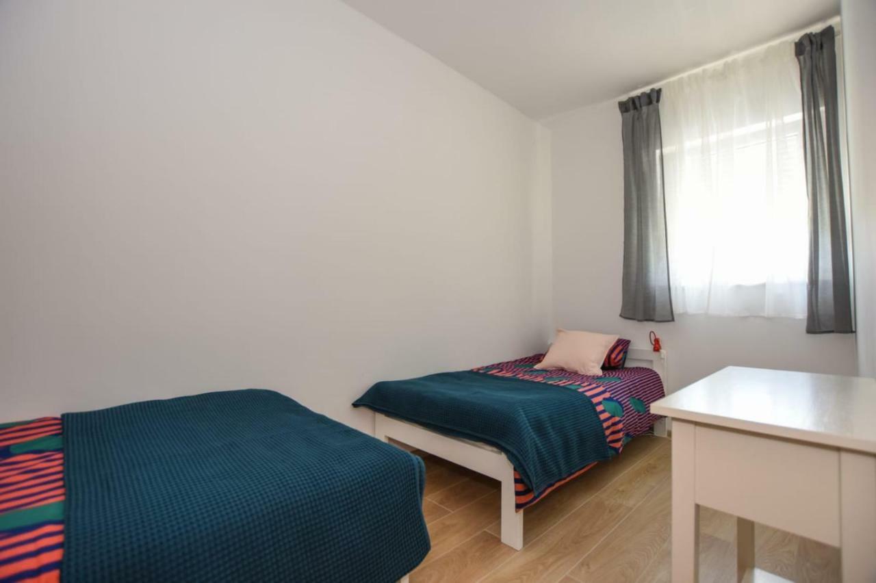 Apartments Milena 8 Mandre Exterior photo